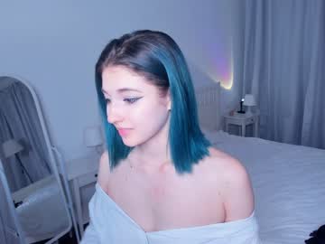 girl cam all day your_desssert image #5385254