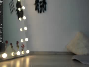 girl cam all day euphoria_life image #4515730