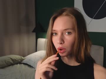 girl cam all day elenegilbertson image #6771459