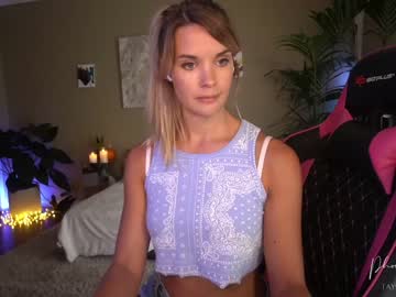 girl cam all day phoenix_taylor image #411824