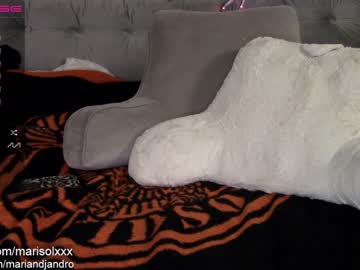 girl cam all day mari_and_jandro image #3263077