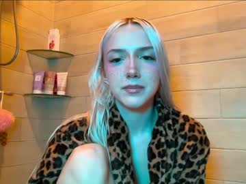 girl cam all day riababe image #8943382