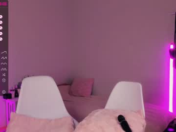 girl cam all day yumi_uwu image #4701410