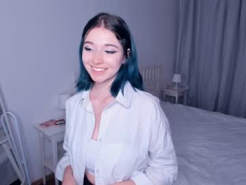girl cam all day your_desssert image #5312609