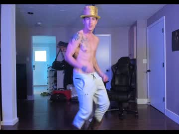 couple cam all day ryanrailer image #3054263