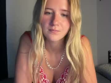 girl cam all day itsssosierra image #8742697