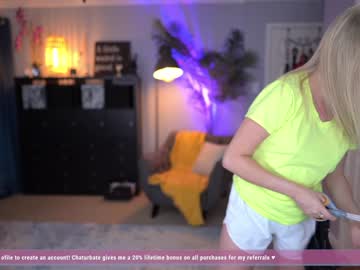 girl cam all day blazefyre image #2387901