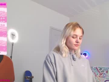 girl cam all day petitebrat image #4420057