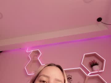 girl cam all day bella_adams_ image #2030818