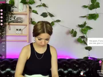 girl cam all day britney_presty image #2196966