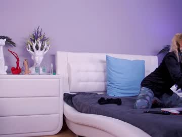 girl cam all day kittycaitlin image #2046973