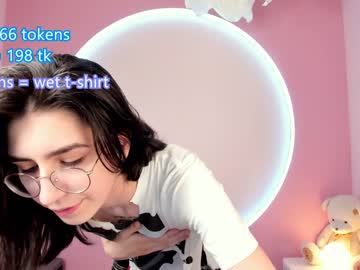 girl cam all day _dreamgirlunicorn_ image #2437054