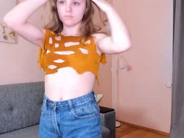 girl cam all day ellenmartins image #4048726