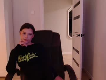 girl cam all day bitter_moon image #6937524