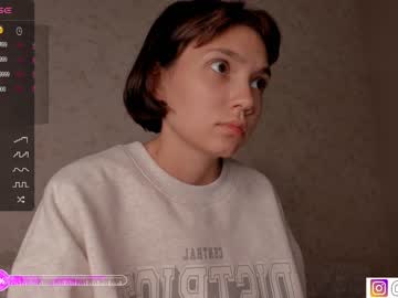 girl cam all day bzzzme image #5264139
