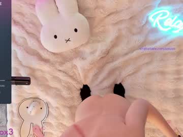 girl cam all day uwuxo image #9329733