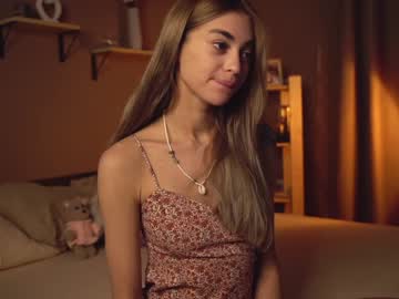 girl cam all day cuteelsa_ image #5778570