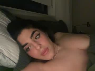 girl cam all day foreignandthick image #8644020