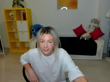 girl cam all day she_rry image #5607270