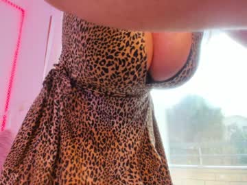 girl cam all day angel_danm_milf image #1011752