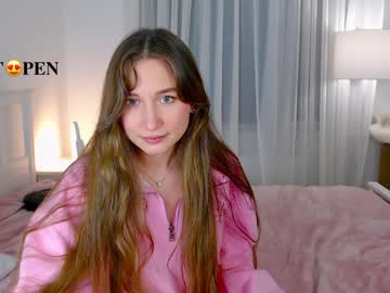 girl cam all day ambertan1 image #8635586