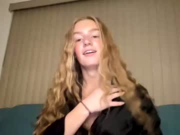 girl cam all day kaybrookee image #2625917