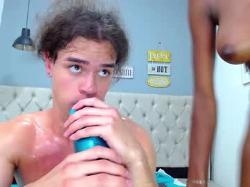 couple cam all day roxanne_and_arthur image #2409642