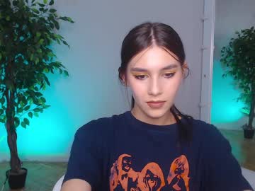 girl cam all day li1lee_cherry image #2479280