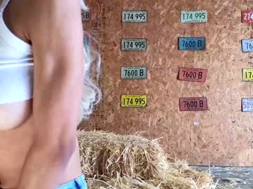 girl cam all day littlegreekflower image #5536733