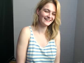 girl cam all day tara_mony image #1752547