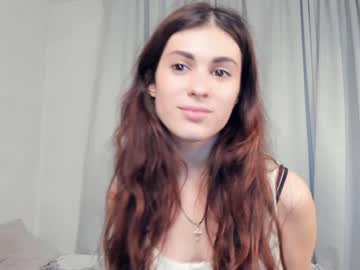 girl cam all day love_storiesa image #5385485