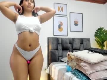 girl cam all day abigail_w image #1703281