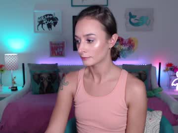 girl cam all day holihurricane image #5145234