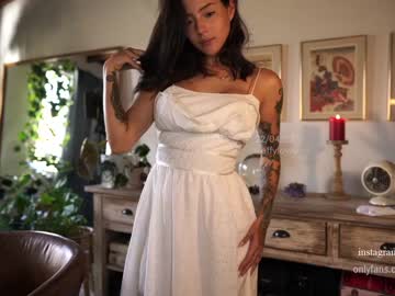 girl cam all day effyloweell image #1632320
