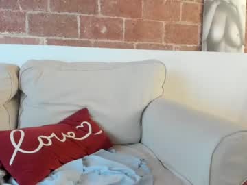 couple cam all day palaustudio image #6810217