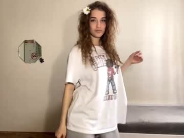 girl cam all day gwendolynharkey image #9498682