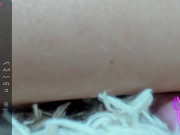 girl cam all day kira_little image #5312645