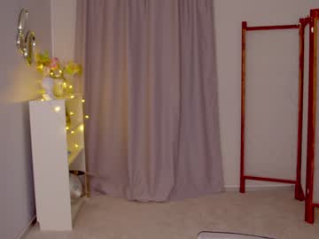 girl cam all day silent_chill image #3695010