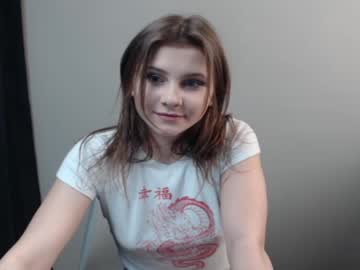 girl cam all day relax_nina image #955225