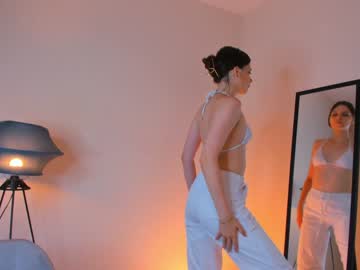 girl cam all day aviannajjustice image #4541184