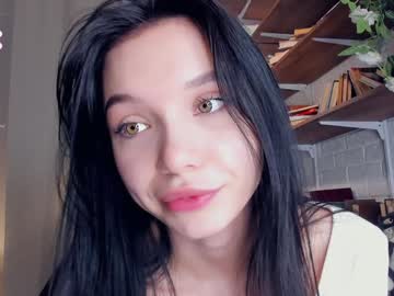 girl cam all day riskyproject image #9087805
