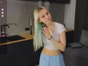 girl cam all day oraflood image #6929666