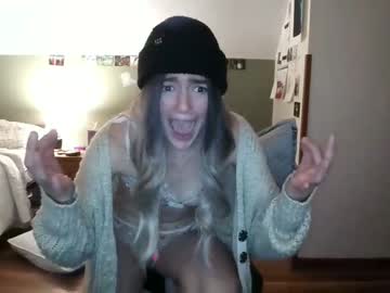 girl cam all day pixelatedprincess image #2803794