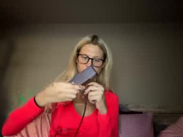girl cam all day chelseababycake image #6294287