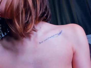 girl cam all day _night_moon_ image #6645938