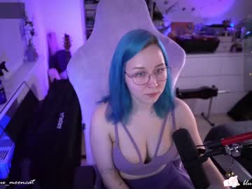girl cam all day blue_mooncat image #6880568