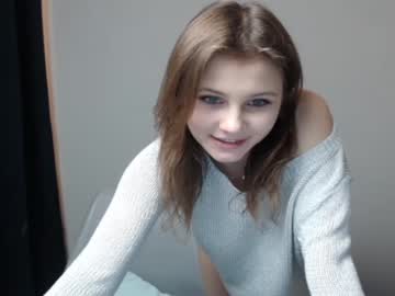 girl cam all day relax_nina image #503441