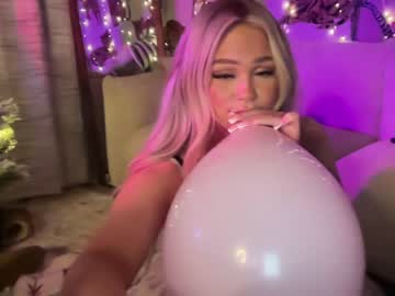 girl cam all day ari_02 image #5907387