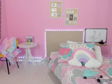 girl cam all day little_effy18 image #2208229