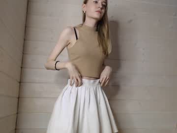 girl cam all day princess__aurora image #3689245